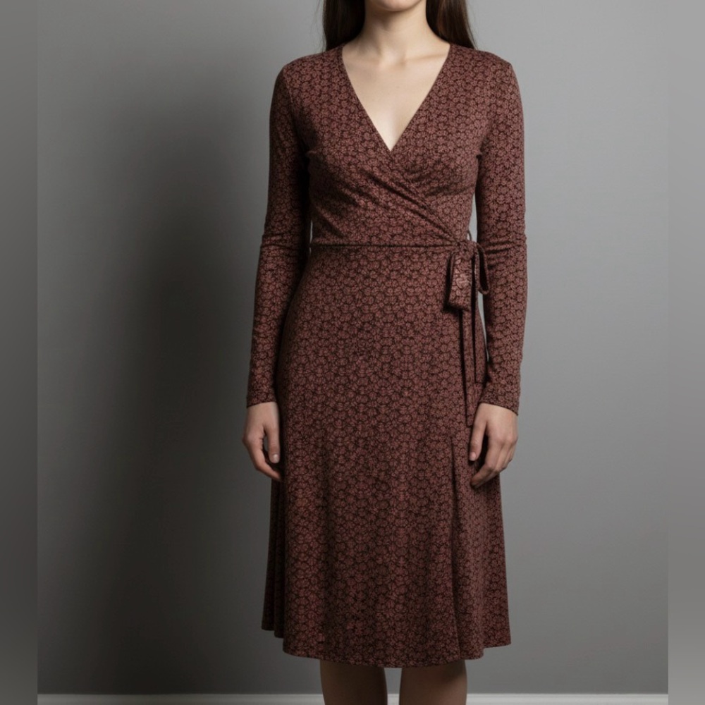 NWOT Laura Ashley Paisley Burgundy Printed Wrap Midi Dress size US4